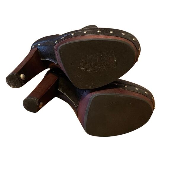 UGG | cosima black leather studded high heel ankle boots 8 - Picture 9 of 15